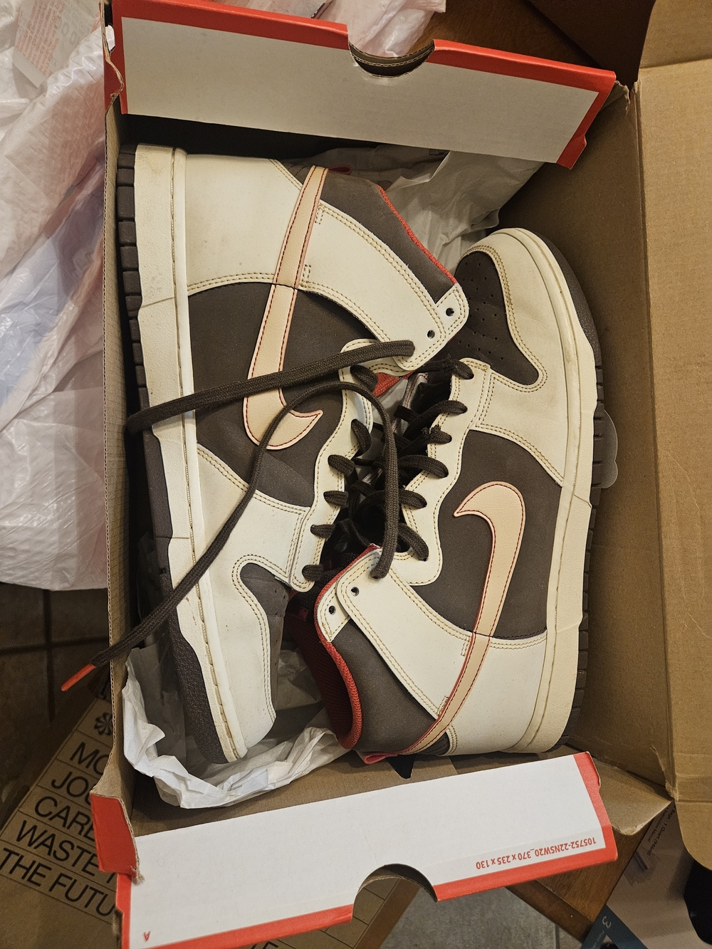 Nike Men's Dunk HI Retro SE - Baroque Brown